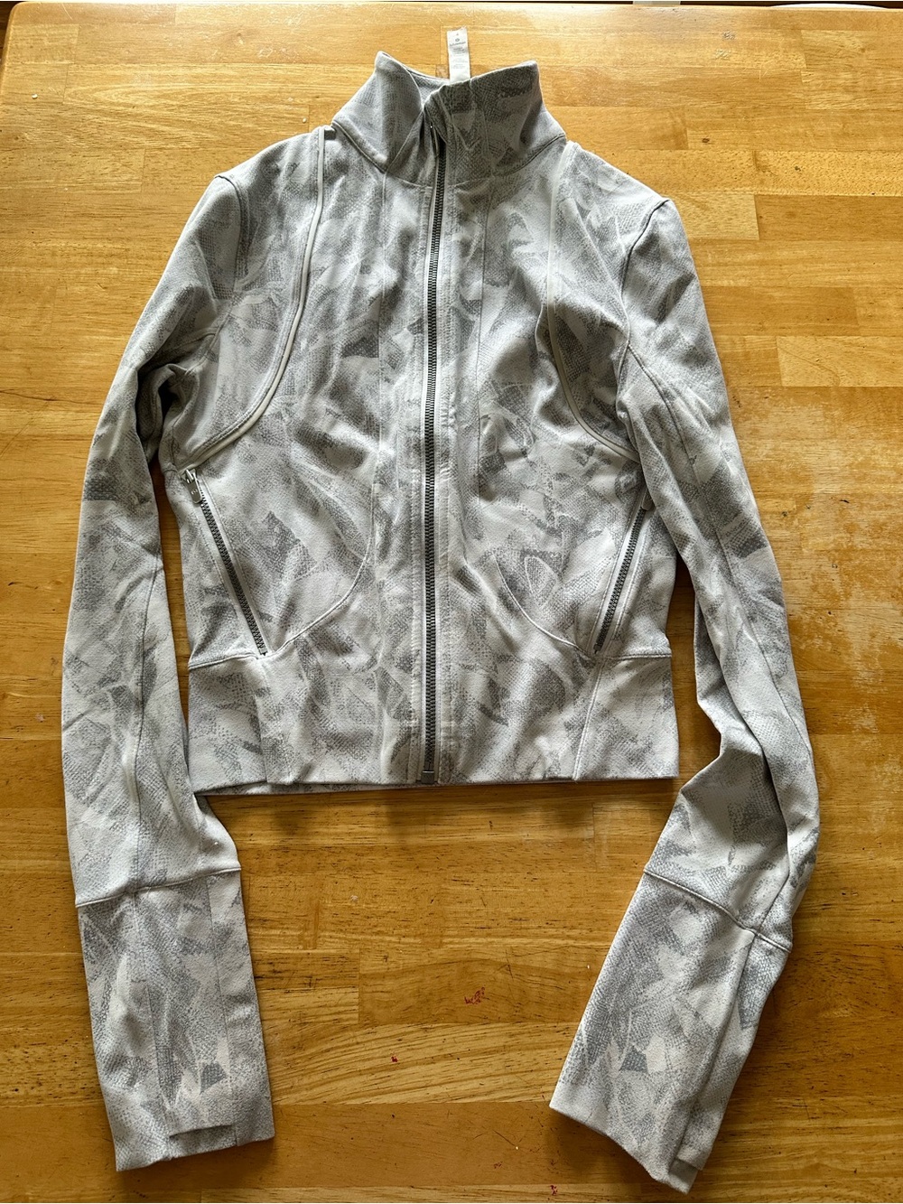 Lululemon cropped jacket size 4